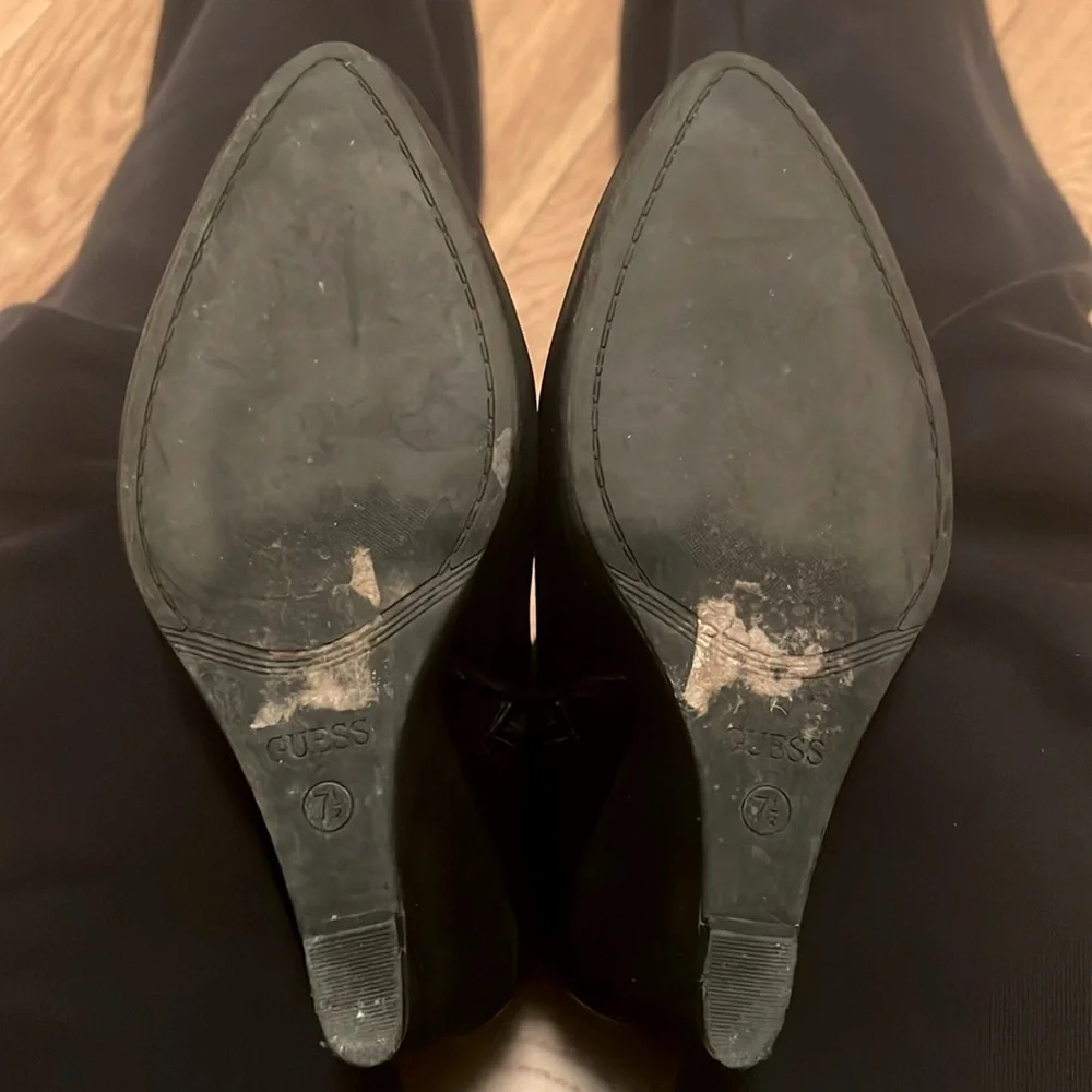 Guess booties - Picture 3 of 4